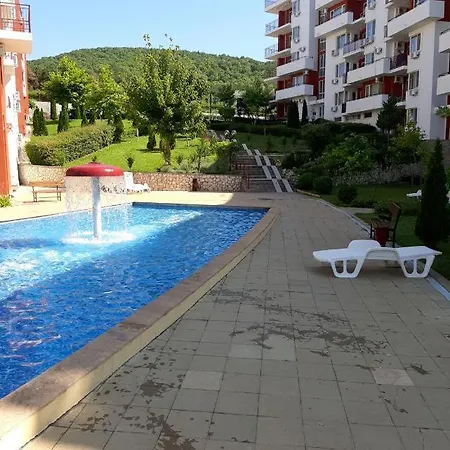 Private Apartments In Fort Noks Panorama Bulgaria شقة
