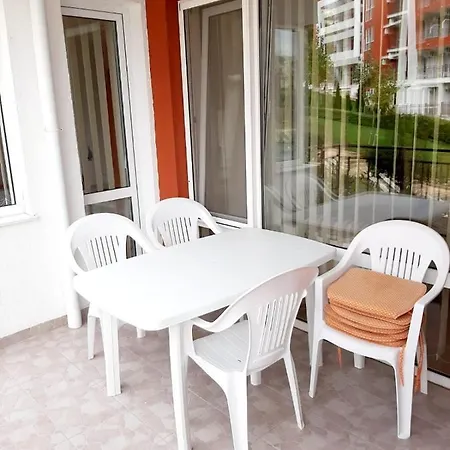 Private Apartments In Fort Noks Panorama Bulgaria شقة